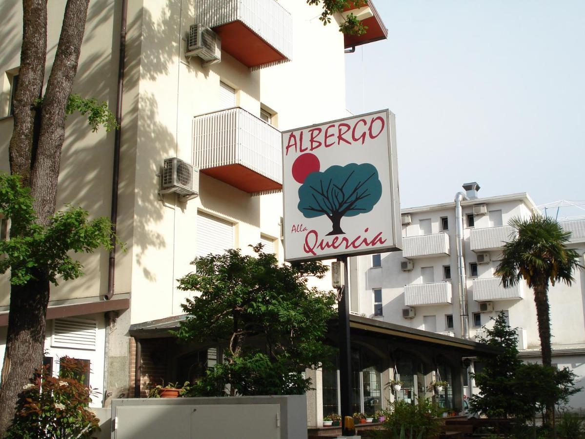 Hotel La Quercia Lignano Sabbiadoro Exterior foto