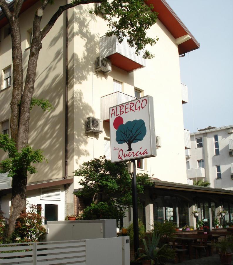 Hotel La Quercia Lignano Sabbiadoro Exterior foto